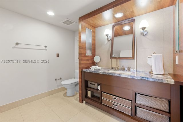 6801 Collins Ave 1401, Miami Beach, FL 33141