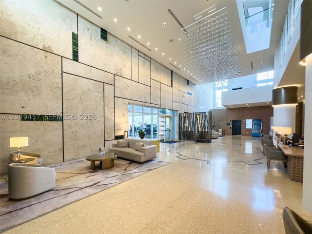 6801 Collins Ave 1401, Miami Beach, FL 33141