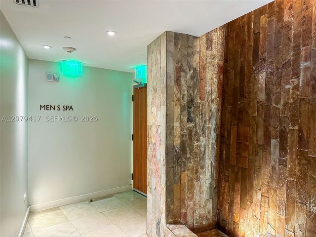 6801 Collins Ave 1401, Miami Beach, FL 33141