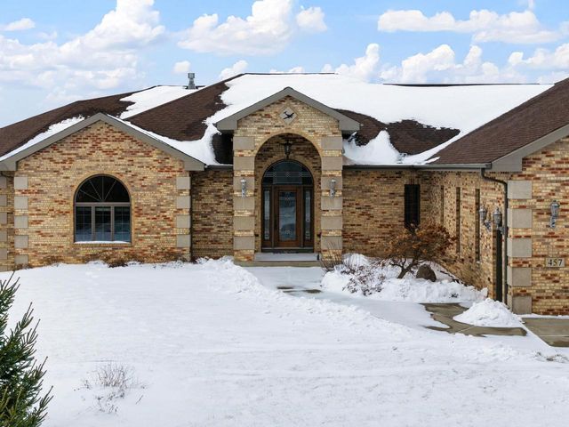 457 Union Road, Brooklyn, WI 53521