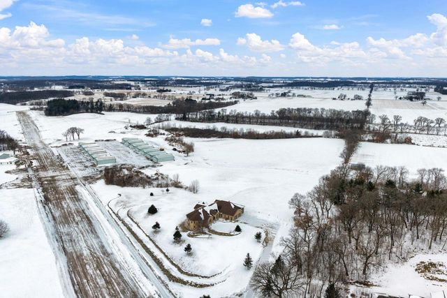 457 Union Road, Brooklyn, WI 53521