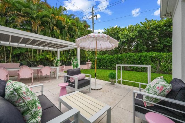 201 Bahama Lane, Palm Beach, FL 33480