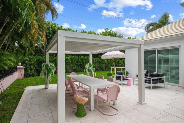 201 Bahama Lane, Palm Beach, FL 33480