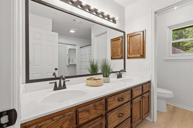 19 Sequoyah Boulevard, Shawnee, OK 74801