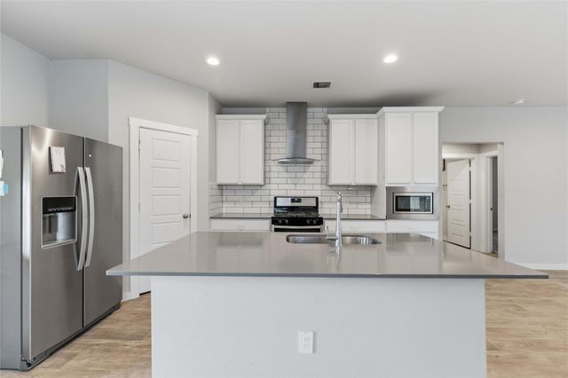 2914 Gunnersbury Drive, Houston, TX 77047