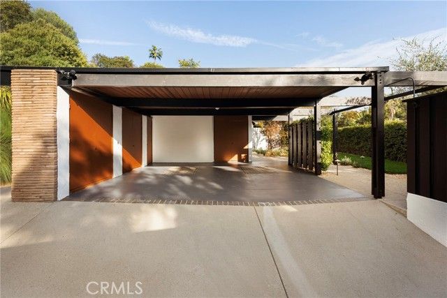 1816 N Stanley Avenue, Los Angeles, CA 90046