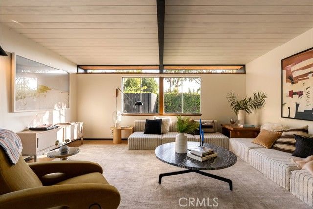 1816 N Stanley Avenue, Los Angeles, CA 90046