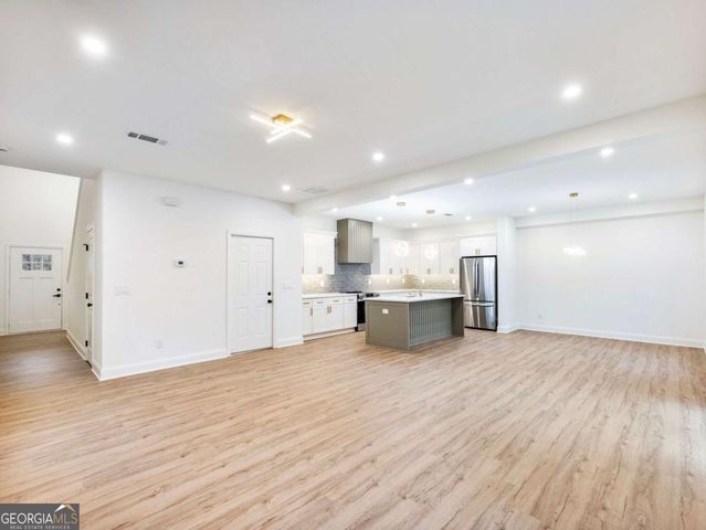 2600 Winding Lake Trail, Conyers, GA 30012