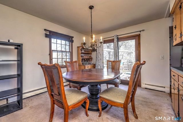 40 Church Street, Woodbury, CT 06798