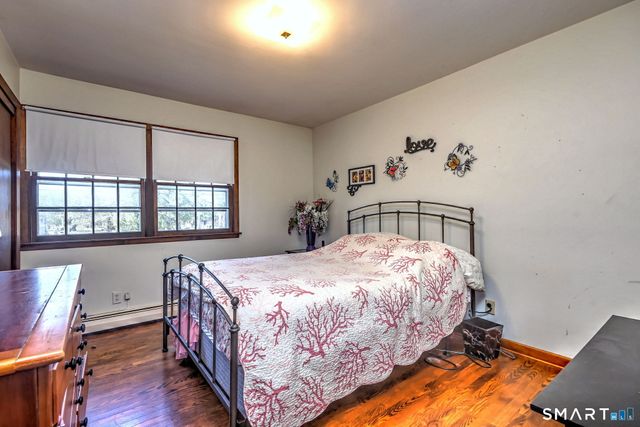 40 Church Street, Woodbury, CT 06798