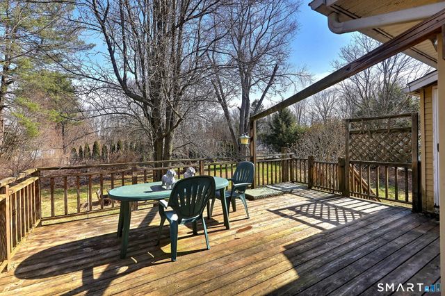 40 Church Street, Woodbury, CT 06798