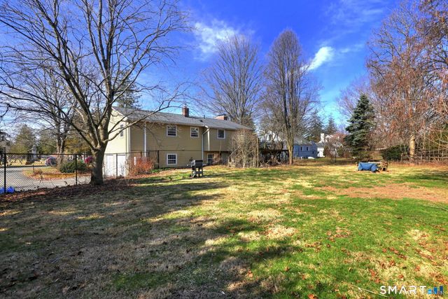 40 Church Street, Woodbury, CT 06798