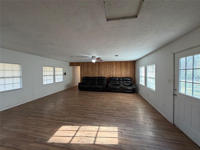 397 County Road 2117, Cleveland, TX 77327
