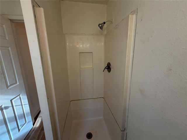 397 County Road 2117, Cleveland, TX 77327