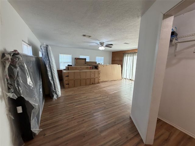 397 County Road 2117, Cleveland, TX 77327