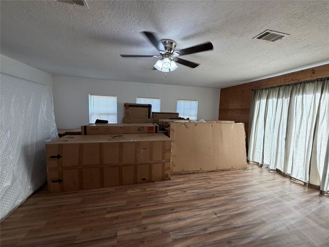 397 County Road 2117, Cleveland, TX 77327
