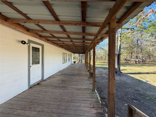 397 County Road 2117, Cleveland, TX 77327