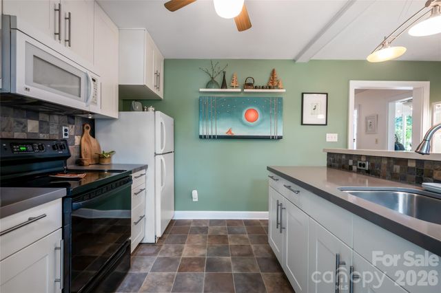 182 Brevard Road, Asheville, NC 28806