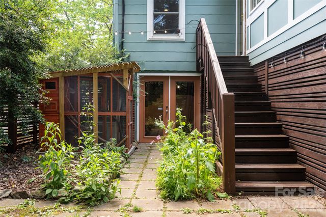 182 Brevard Road, Asheville, NC 28806