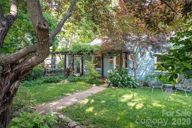 182 Brevard Road, Asheville, NC 28806