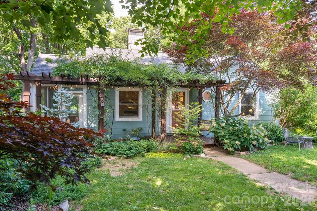 182 Brevard Road, Asheville, NC 28806