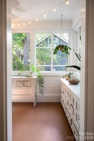 182 Brevard Road, Asheville, NC 28806