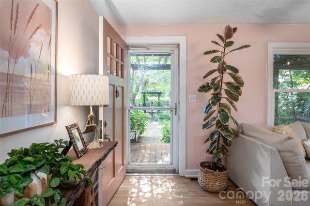 182 Brevard Road, Asheville, NC 28806
