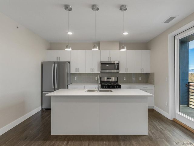 2374 S University Blvd 501, Denver, CO 80210