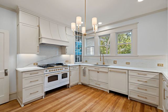 307 Huffhines Street, Richardson, TX 75081