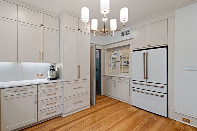 307 Huffhines Street, Richardson, TX 75081