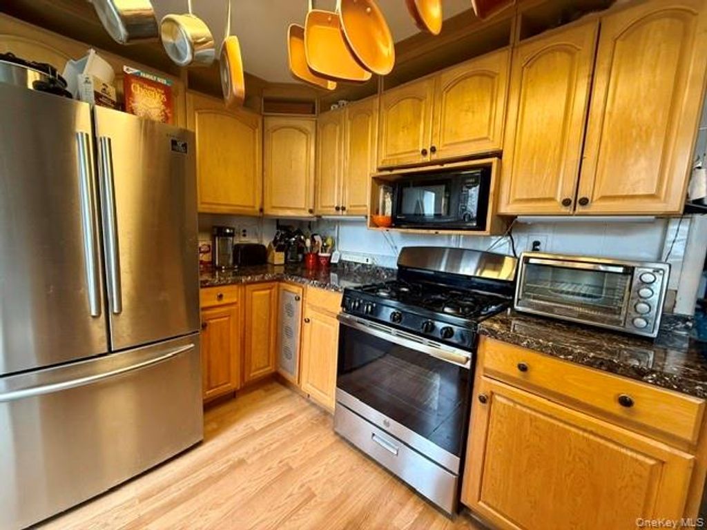 30 W 11th Road, Broad Channel, NY 11693 — photo 4