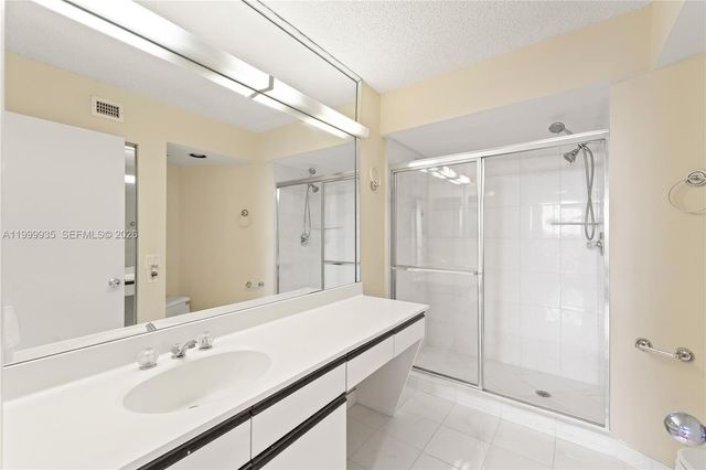 19101 NE 36th Court 509, Aventura, FL 33180