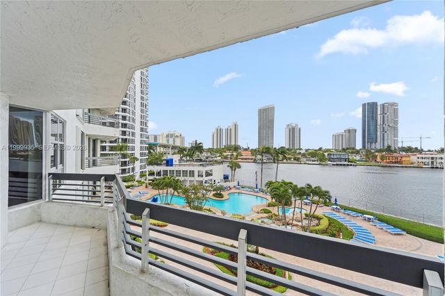 19101 NE 36th Court 509, Aventura, FL 33180