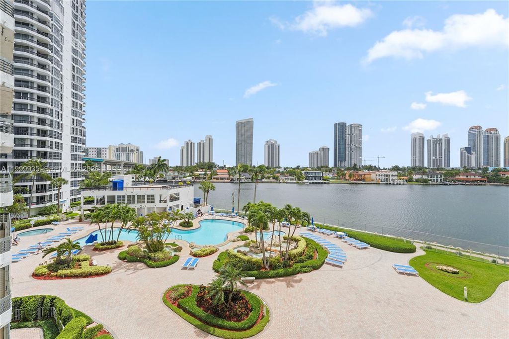 19101 NE 36th Court 509, Aventura, FL 33180