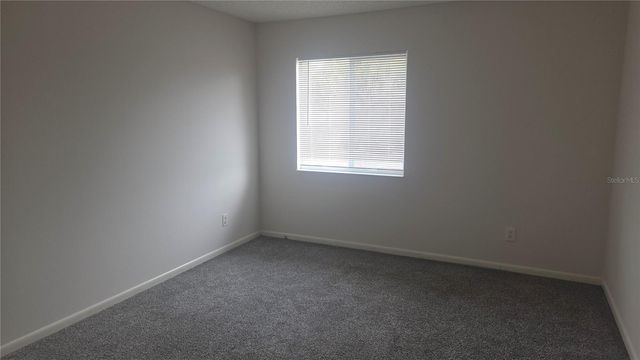 589 FAIRWAYS CIRCLE B, Ocala, FL 34472