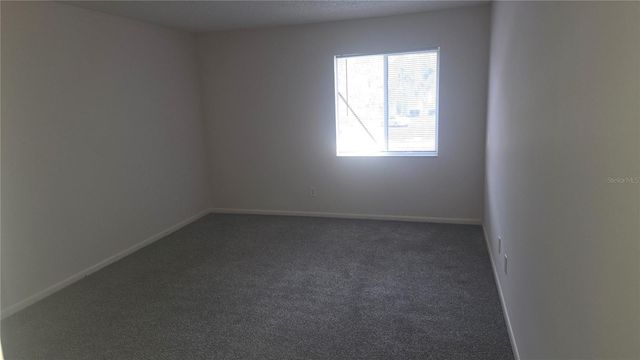 589 FAIRWAYS CIRCLE B, Ocala, FL 34472