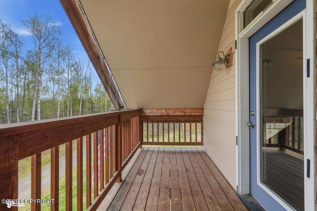 4251 S Headvic Court, Wasilla, AK 99654