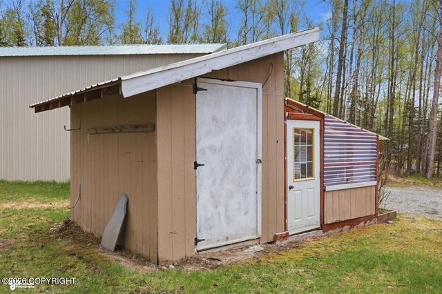4251 S Headvic Court, Wasilla, AK 99654