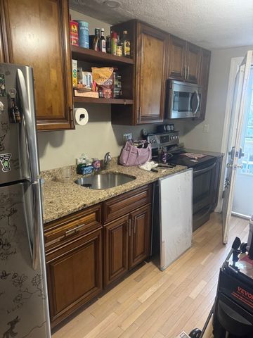 59 Chestnut St 2, Saugus, MA 01906