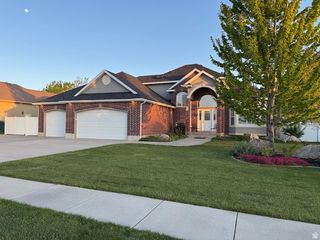 2387 W 650 N, Layton, UT 84041