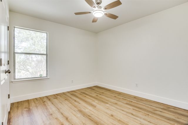 639 Manchester Drive, Mansfield, TX 76063