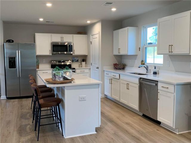 2 Solstice Boulevard, Rome, GA 30165