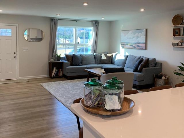 2 Solstice Boulevard, Rome, GA 30165