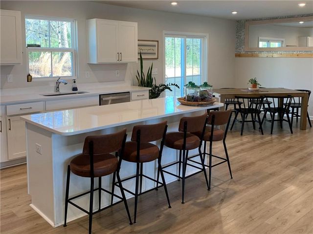 2 Solstice Boulevard, Rome, GA 30165