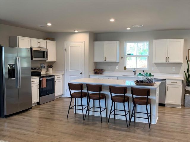 2 Solstice Boulevard, Rome, GA 30165