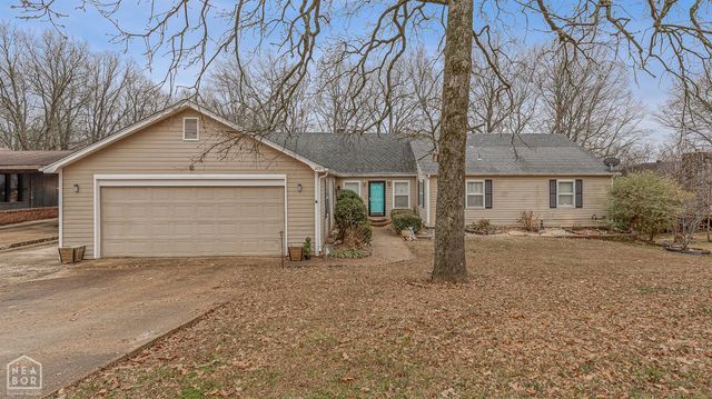 205 E Stroud, Jonesboro, AR 72401