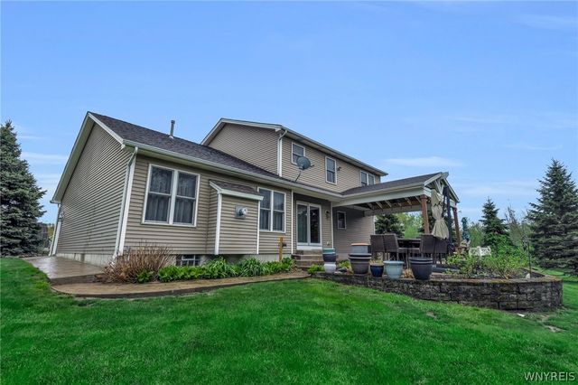 4596 John Michael, Hamburg, NY 14075