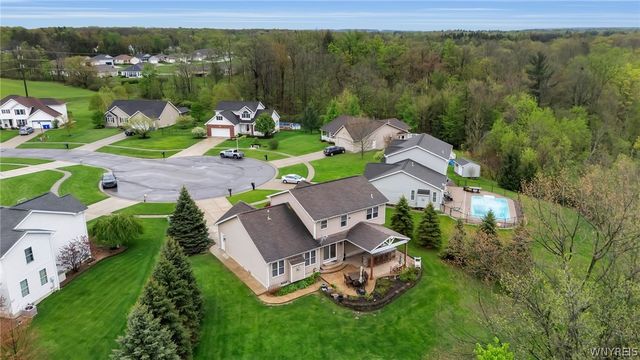 4596 John Michael, Hamburg, NY 14075