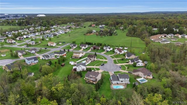 4596 John Michael, Hamburg, NY 14075