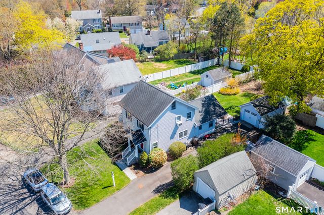 13 Ledge Lane, Stamford, CT 06905